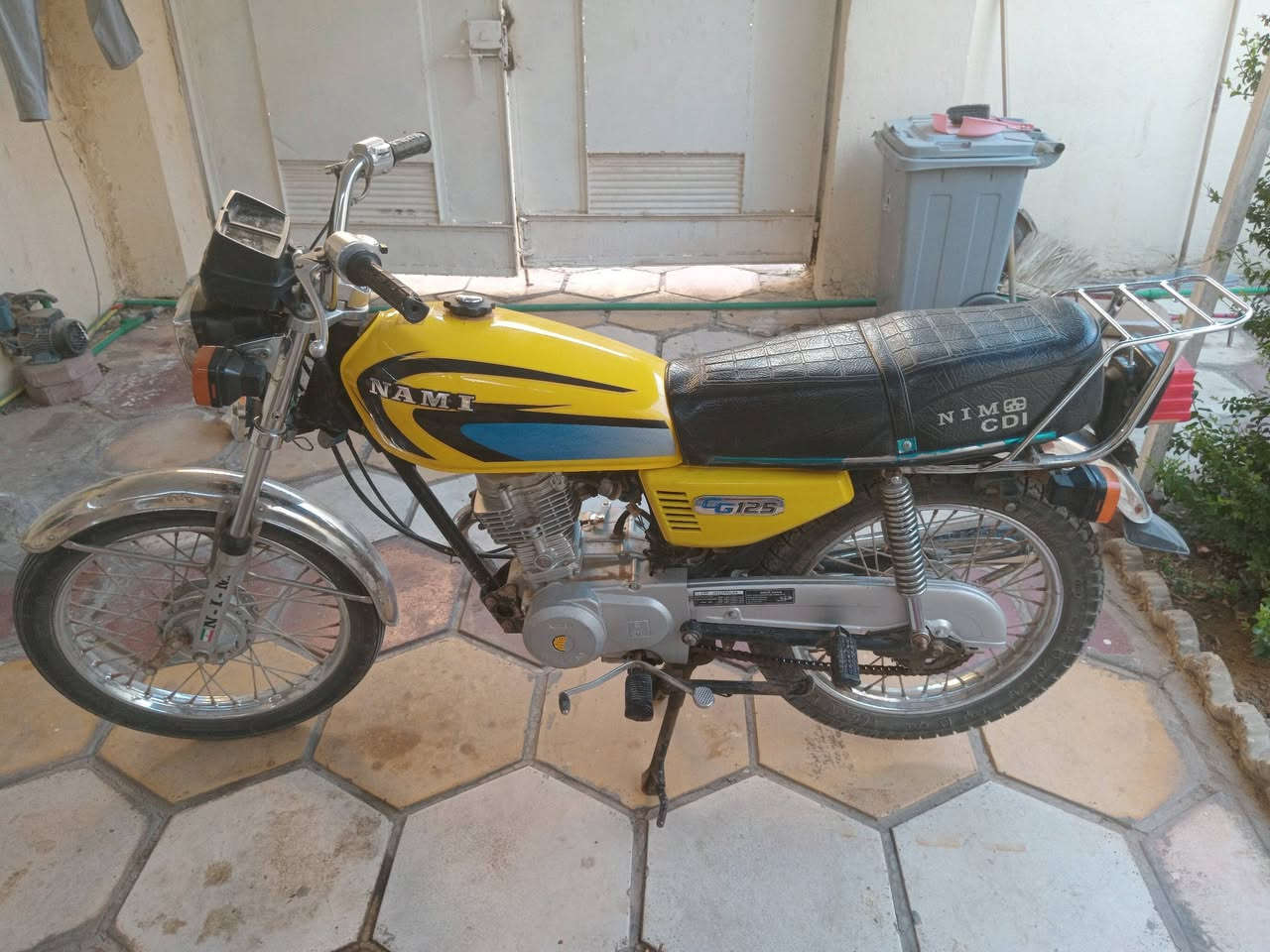 للبيع مديل 22 اوراق مكان واسط سعر 500  شراي تفضل خاص


**إذا كنت صاحب هذا الإعلان وتريد حذفه لأي سبب، رجاءا أرسل رسالة إلى الدعم الفني**