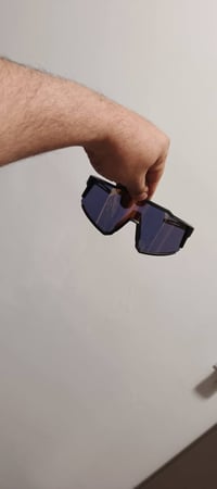 اول تم ٥٠ مع التوصيل ٠٧٨١٨٥٣٩٣٩٨