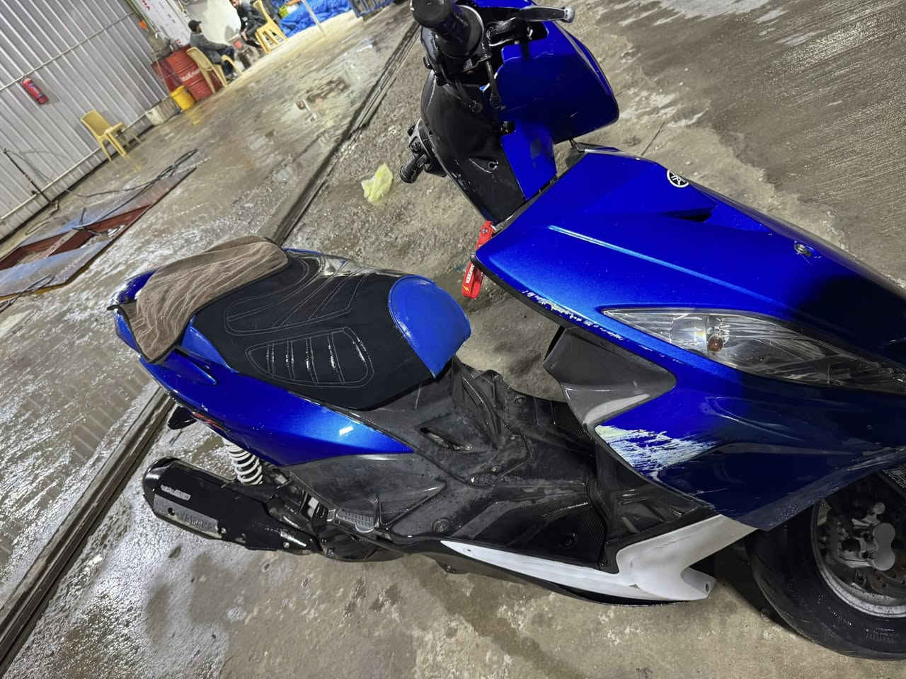 Gtr
شلعه قويه معدل فوك 110 
الدراجة حلوه ايشي مبيهة غير الجنطه متقفل 
كاملة مكملة للبيع ب750 او مراوس حسب رغبتي 
مكاني منصور 
*********** واتس اب فقط
