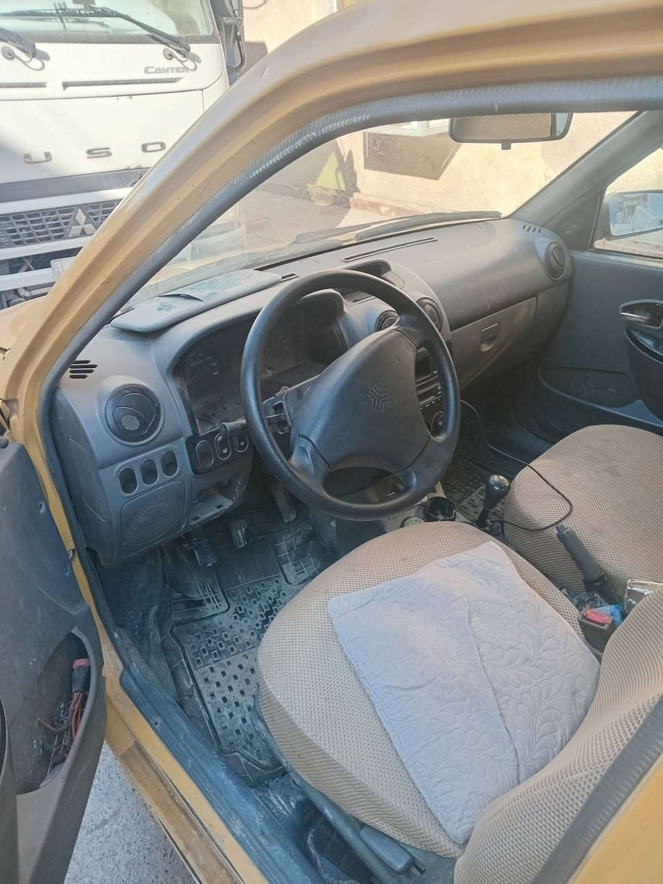 سايبا موديل ١٥ ٢٠ بيع مستعجل باسمي مصفرة ولا مطلوبه رقم انكليزي سعرها ٢٨ ورقه وبيها مجال حق الجيه وبيها طخه اماميه وطخة بالجنطه
الاتصال بالرقم 
***********
