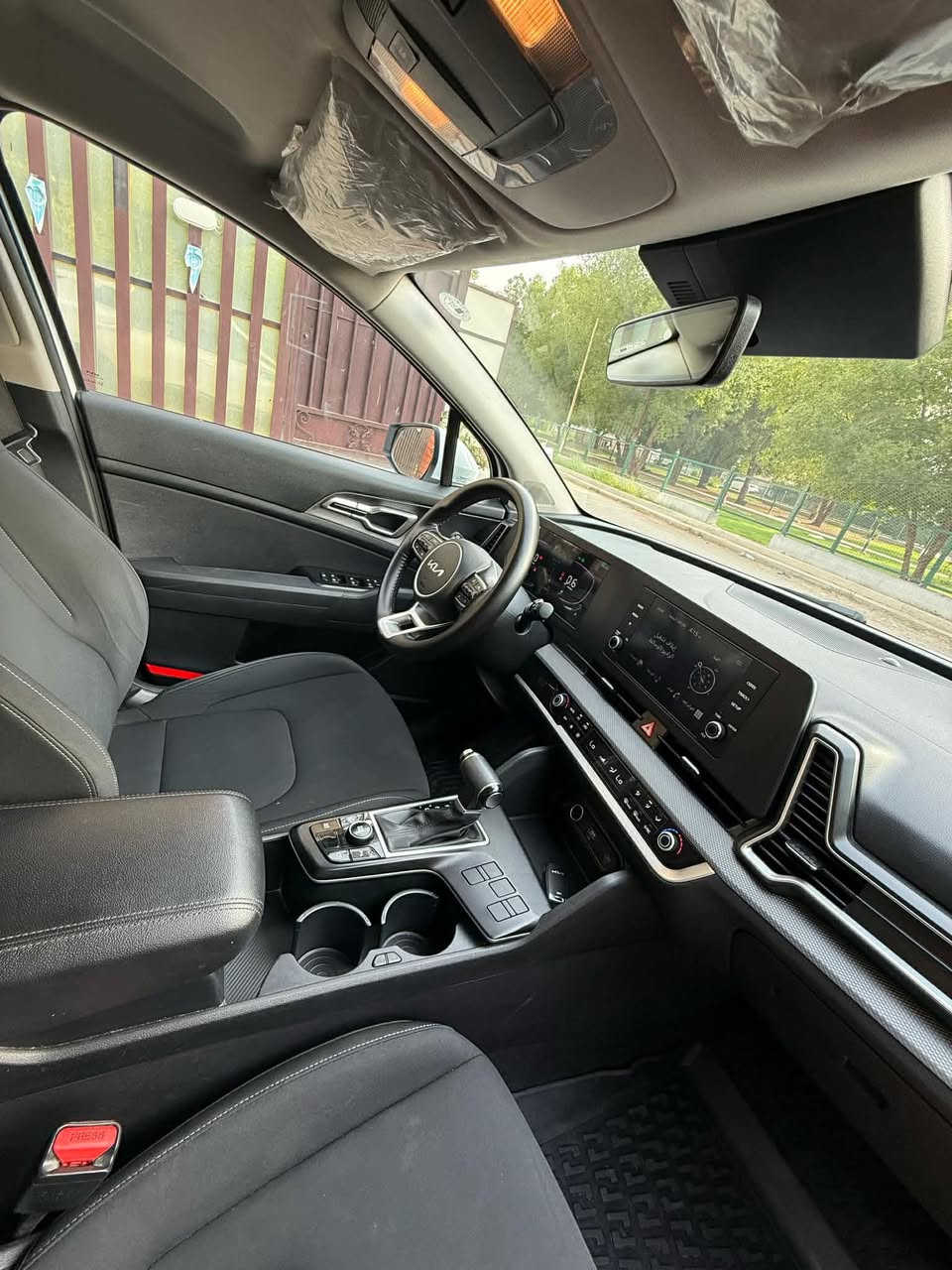 السلام عليكم كيا سبورتج موديل 2024 خليجي مكفوله كفاله عامه بيه شخط بلدعاميه اماميه شخط بسيط  
رقم اربيل تحويل او وكاله ماشيه 18الف كيلو الموصفات بصمه تشغيل عن بعد مري شفط مانع انزلاق هندبريك دكمه تبريد قطعتين اوتو هولد السعر ب 220 بيه مجال بسيط العنوان بغداد الدورة
 ***********
