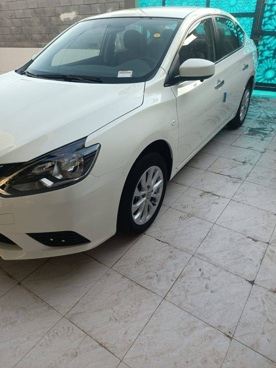 السلام وعليكم انيسان اسنتراه 2025 شد صيني فول  ويل كب و شاشه خمس كاميرات دواخل جلد حمر  سياره جديده كلش ماشيه 18الف  سعر 135 وبيه مجال الطيبين ***********
