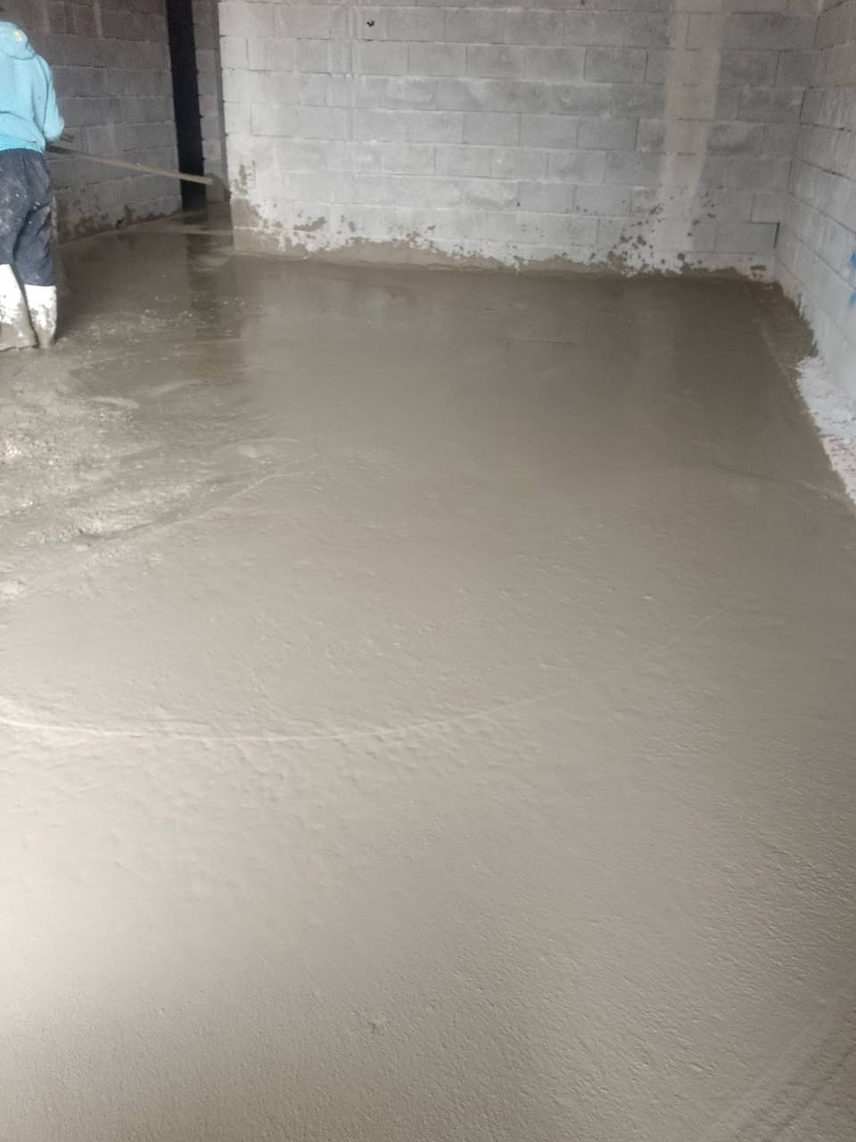 أسطه لاش صب تعديل الكاع
فرش حصو حادله
 تنظيف البيوت هيكل تنظيفات 
مكاني كركوك  *********** واتساب
