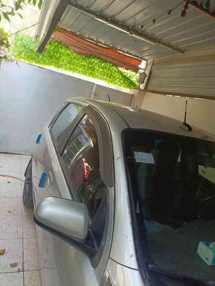 افيو 2009 محرك كورلا يارس حديث جديد شرط التحويل سيارة جاهزة من جميع النواحي السعر 38$  ***********
