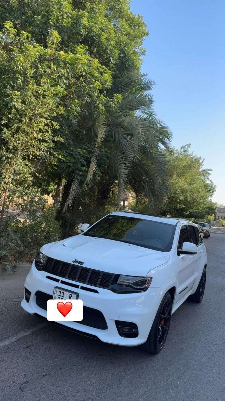 جيب SRT 6400 موديل2021 للبيع 
حادثها ( جاملغ امامي صبغ كد شبر )

السياره SRT اصل فول مواصفات 1/1 ام الرادار 
ماشيه26ميل حقيقي 
السياره رقم بغداد مميز الجديد بأسمي 
مسويله هزه جديده 
المواصفاات ….
بصمة -بانوراما-رادار أمامي-ماوس 5 وضعيات قياده 
كشنات حضن SRT  كنتارا 
قماره كنتارا  

تدفئه وتبريد بالكشنات الاماميه-تدفئة ستيرن 
تدفئه بالكشنات الخلفيه  - سستم سماعات ودمام - رادرات جانبيه
فجوج برمبوا  SRT 6 بستم _جنطه كهرباء
ويل SRT اصل 20 -كشنات ميموري 
كشنات الاماميه كهرباء- شاشه كبيره 
٥ وضعيات قياده 
لايتات الاماميه زينون بلاد -كشتفات زينون 
دواخل  كاربون فايبر بلاددد 
السياره عليه تفريغ وبرمجه مصطفى.              
 تخم تاير جديد

علق يجيك السعر ✅✅
للاستفسار ***********
