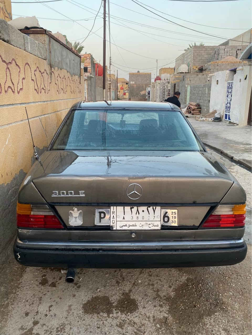مارسدس دب موديل 88 مكينة بطة 2500 بلا تبريد حدادية وسط رقم صلاح الدين مشروع وطني  السعر 35 وبيها مجال *********** الرفاعي, ذي قار
