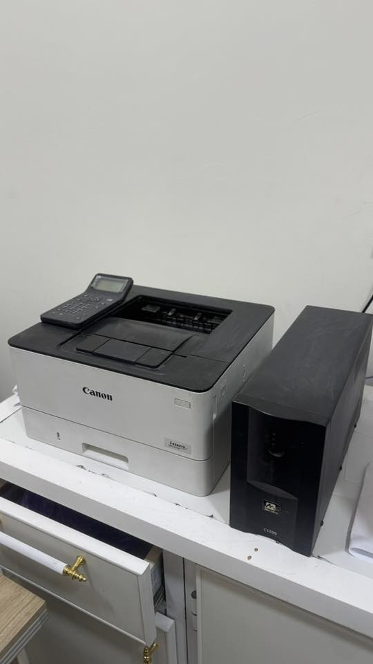 اجهزه مختبريه للبيع نظيفه جدا مستخدمه شهر واحد

جهاز سبكترو
جهاز كلوفر A1c
جهاز سنترفيوج 
جهاز cbc bc10
مجهر 
التواصل رقم ***********
