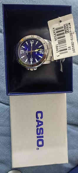 السلام عليكم مجموعة ساعات للبيع للاستفسار خاص او الاتصال على الرقم *********** واتساب.
