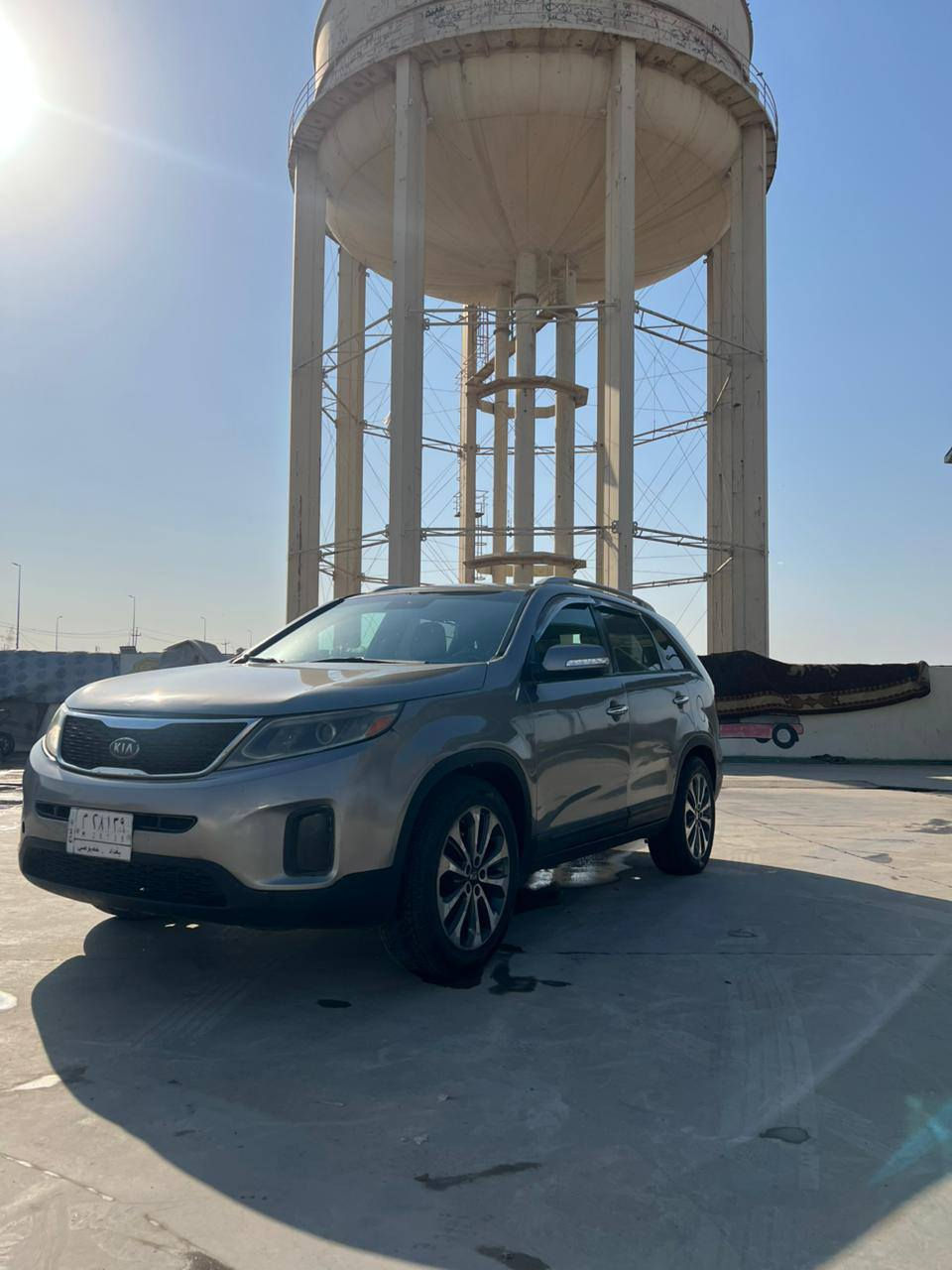 السلام عليكم سورنتو موديل 2015امريكي بيها 3قطع صبغ بدون دواخل مكينه 2400 رقم بغداد  شرط التحويل السياره جديده وجاهزه من كلشي تخم تاير تبريد ثلج حداديه اماميه وخلفيه مكاني دوانيه السعر 120وبيها مجال بيع مستعجل ‏‪***********‬‏
