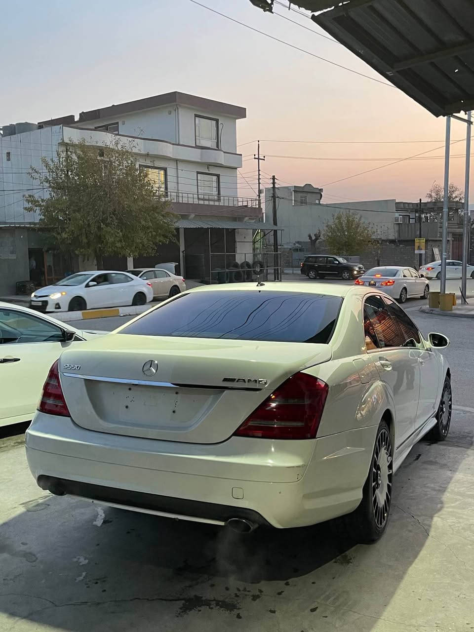 S550 mersides  V8 
٢٠٠٧ پێشو دوای کراوە بە ١٣ 
ساغ کۆد کراوە پلێتیشی بۆ وەر گیراوە 
فول فول مواسەفات یەک دینار مەسرەفی تیا نیە 
 دەرگا شەفت  پەردەی بیلادی کوشن کارەبا کوشن هیتەر سلایت کوشن جلت ویل مایباخ  کامل کامل جایز کراوە   ژ.م *********** دخان, السليمانية
