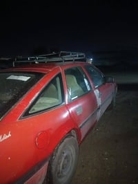 للبيع • سيارة