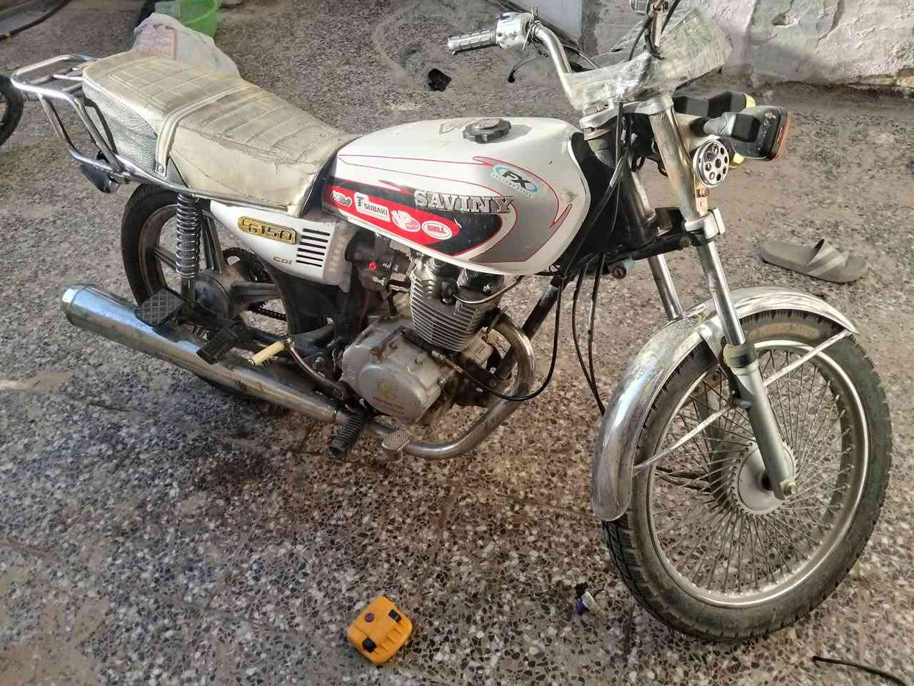 السلام عليكم دراجه للبيع اراني تاكر اربع كير مديل 22 دراجه نقص ولفات دراجه اصوليه اوراق بكانه بغداد الحسنيه مال رشديه سعر 350وبيه مجال رقم الهاتف ***********
