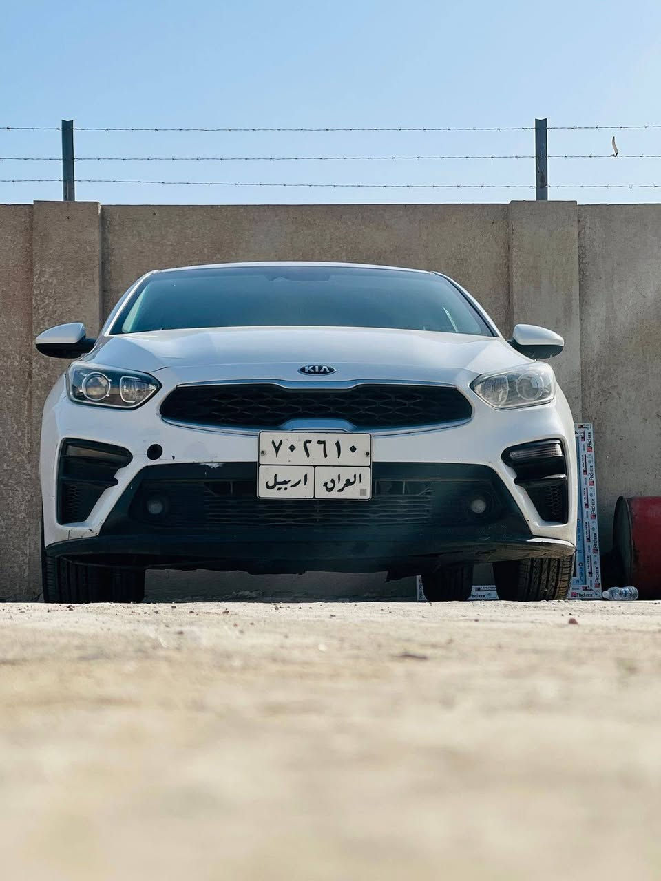 ✨اللهم صلِ على محمد وآل محمد ✨🤍
سيارة للبيع
نوع فورتي 
اللون ابيض 🤍
موديل 2020 
السعر 145 
رقم اربيل (عندي بيها وكاله وشرط التحويل أو الوكالة للمشتري الجديد) سنويتها 2027 
محرك و گير كفاله و وضع الشركة 
مكينتها ( 2000 )
مواصفات السيارة: تحكم ستيرن ، شاشة بلادي 
رادار تحديد مسار ، قيادة ذاتية 
ويل كب و تايرات و باتري وحدادية كلهن جاهزات 
السيارة نظيفة و استخدام شخصي مال بيت 
تبريد و تدفئة شغال ، السيارة جاهزة و ما عايزة أي شي ، كل نقص ما بيها . 
ضرر السيارة: السونار موجود بالمنشور 
بيها تبديل جاملغ امامي ايمن و شبر صبغ بالباب الامامي الايمن 
و البنيد بيه ربع مصبوغ 
المكان الحله أبو غرق قرب سيطرة ام الهوى 
للاستفسار اكثر : اتصال او واتساب 
***********
***********
