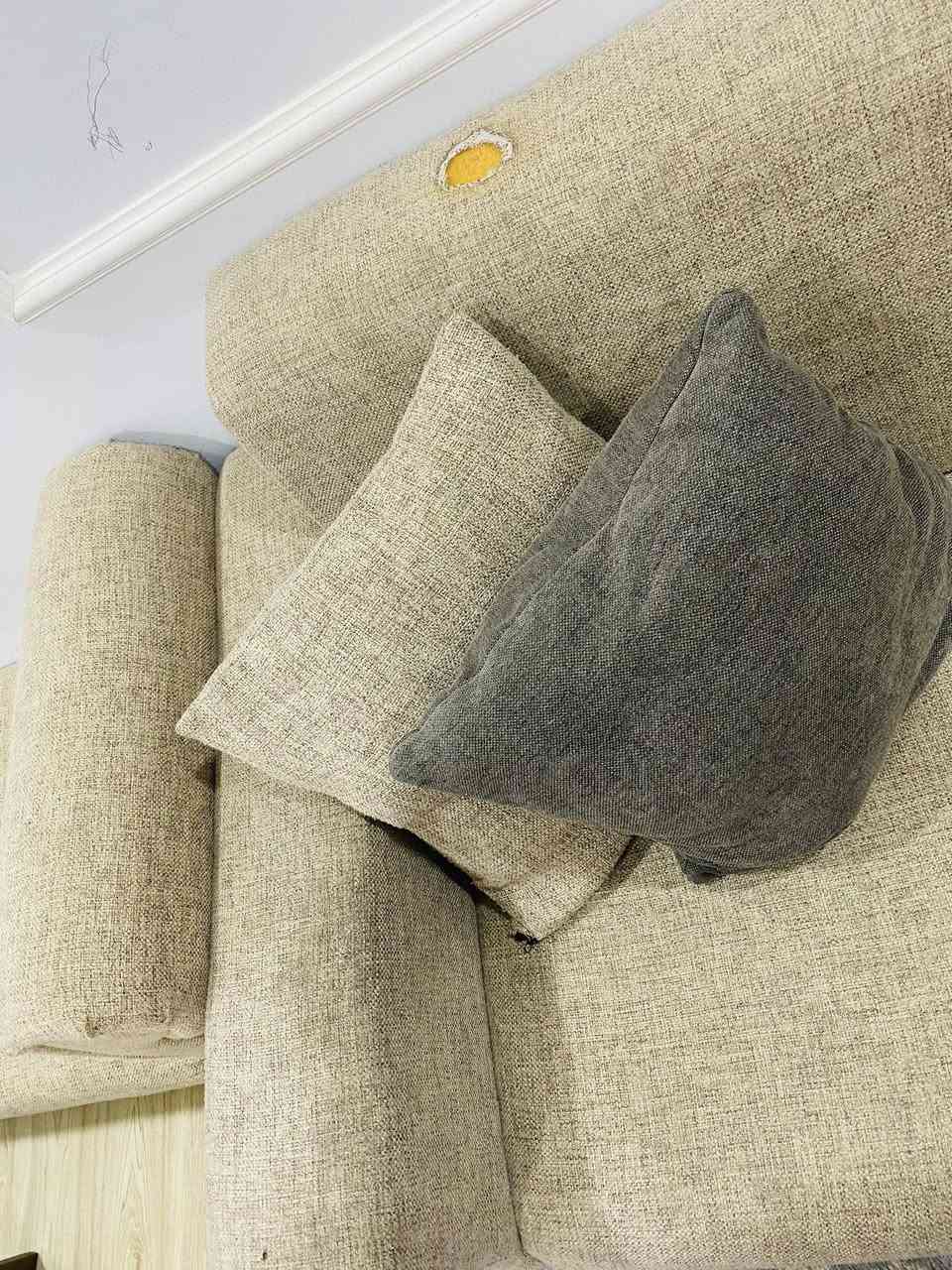 مرحبا كورنر تركي للبيع  مثل ماواصح بالصور عيبه فقط هذا احترك بالاوتي اريده ب٦٥٠ مكان حب الخليج نهاية السريع


**إذا كنت صاحب هذا الإعلان وتريد حذفه لأي سبب، رجاءا أرسل رسالة إلى الدعم الفني**