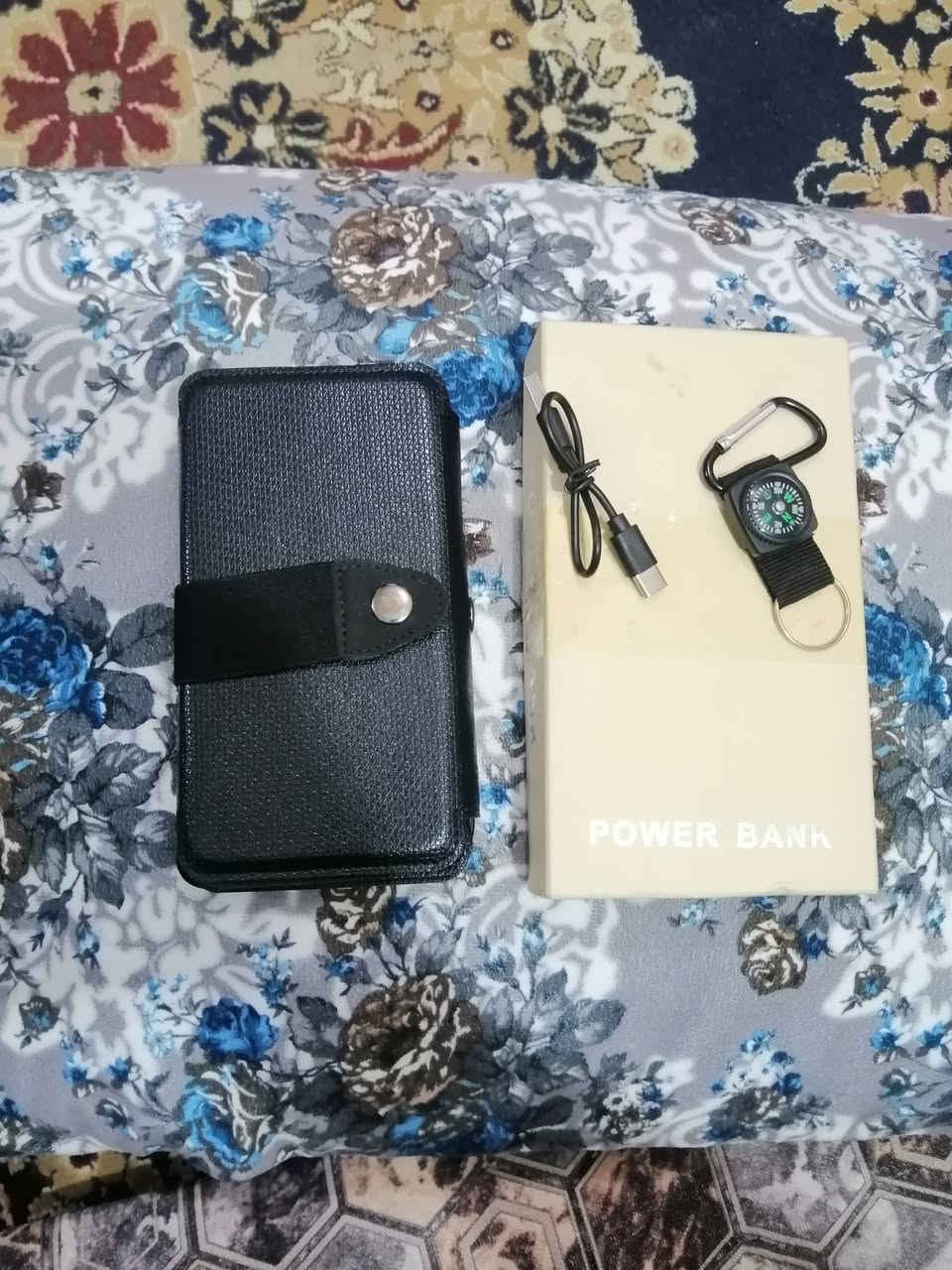 بور بانك طاقة شمسية اصلي المهتم ***********
