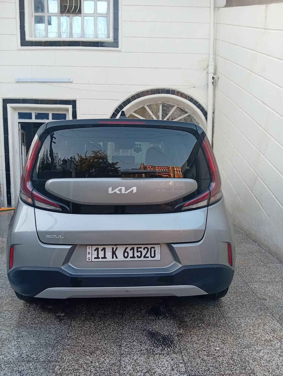 كيا صول موديل 24
بدون حادث كلين تايتل 
رقم بغداد باااااسمي
***********
السعر 165
