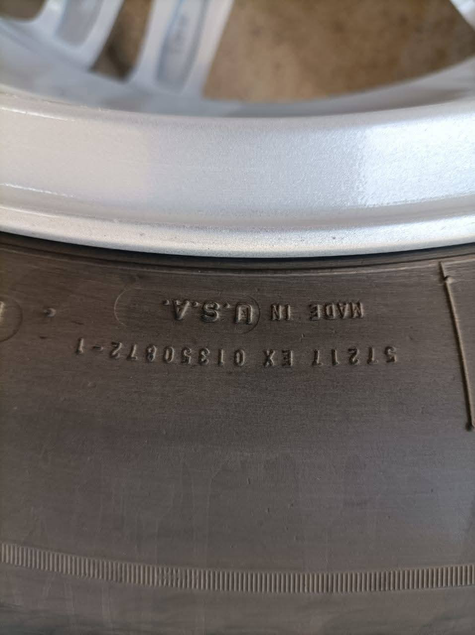 متوفر تايرات تيران
مال فول 
حجم 17////
65/225
تايرات جديده  امريكيه 
تخم تاير ويل

السعر 400 دولار
الاستفسارات ***********
