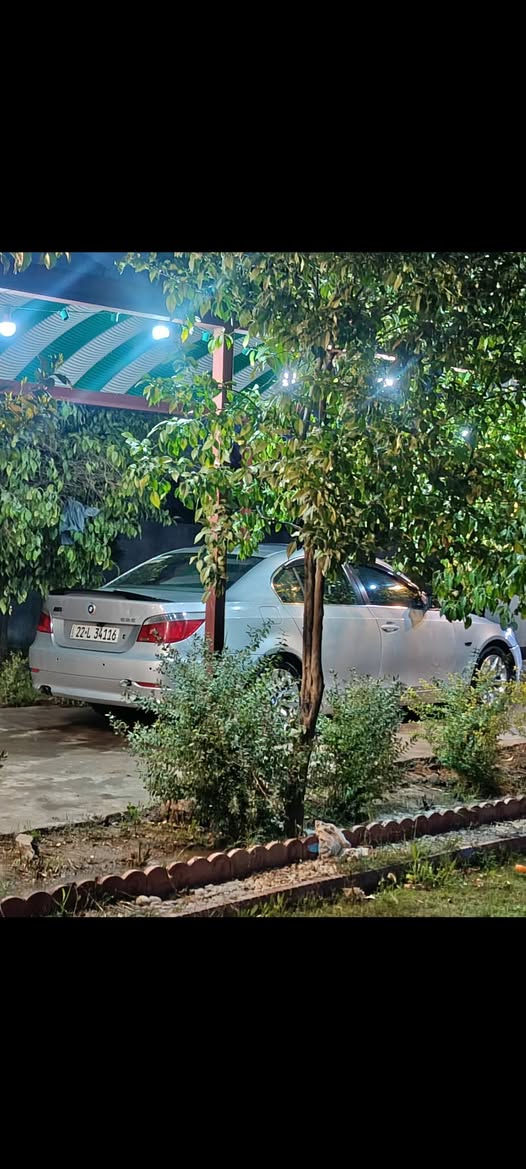 BMW E60 N52 2007
سياره جاهزه من كلشي دينار متصرف عليه
رقم اربيل جديد دولي
سيارة شركه العروش 
سياره فول مواصفات محرك وكير بشرط
سياره ب اسمي تحويل +وكاله 
1-سياره بلاديه الاخيررر
2-تبريد ثلج❄
3-سلايت 
4-تبريد قطعتين ❄
5 -كروز سرعه 
6-تحكم ستيرن  
7-كشنات كهرباء ⚡️ 
8- داخل جلد اسود 
9-منظومه زنون  اصلي 
10-تخم تاير جديد 
11تخم ويل جديد 
12- شاشه اعطال 
13- لد امامي 
14- هزه وفحص جديده 
15-كشنات هيتر 
16- أناره ترحيب 
17- كير ومحرك مكفولات 
18- جام اوتو 
19-السياره عليها أدامه وكاله شرط 
 20-نوزلات جديد وكاله
21-منظومه تبريد جديده 
22-راديتر جديد وكاله 
23-فيت بم جديد وكاله 
24-كويلات جديد وكاله 
25-براد جديد وكاله 
26-كهربائيات كله بلاديه 
27-باتري جديد وكاله 
28-بصمه تشغيل 
29-سياره جاهزه من كل النواحي 
30-ما مسجله ولا مسج 
31-منظومه ماء كامله جديده 
32-صدر جديد 
33-احداديه كلها جديده  
34-سياره أدواتها كلها وكاله شرط 
سياره جاهزه وأحله من الصور بهواي
السعر المطلوب عليها 130 وبيها مجال للشراي 
السيارة بيع مو مراوس 
الرقم ***********
***********
