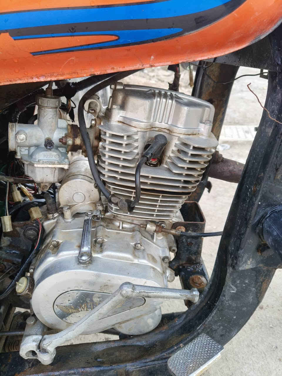 ستوته نوع فرس 
ادوات ادوات ادوات
بدي جبير
تواير مال كيه حمل
تشتغل سلف + هندر
باتري جديد 
السعر 625 وبيهه مجال للشراي
بيهه نقوصات قليله 
الفهود // منطقة المجري
واتساب. او اتصال 
***********
