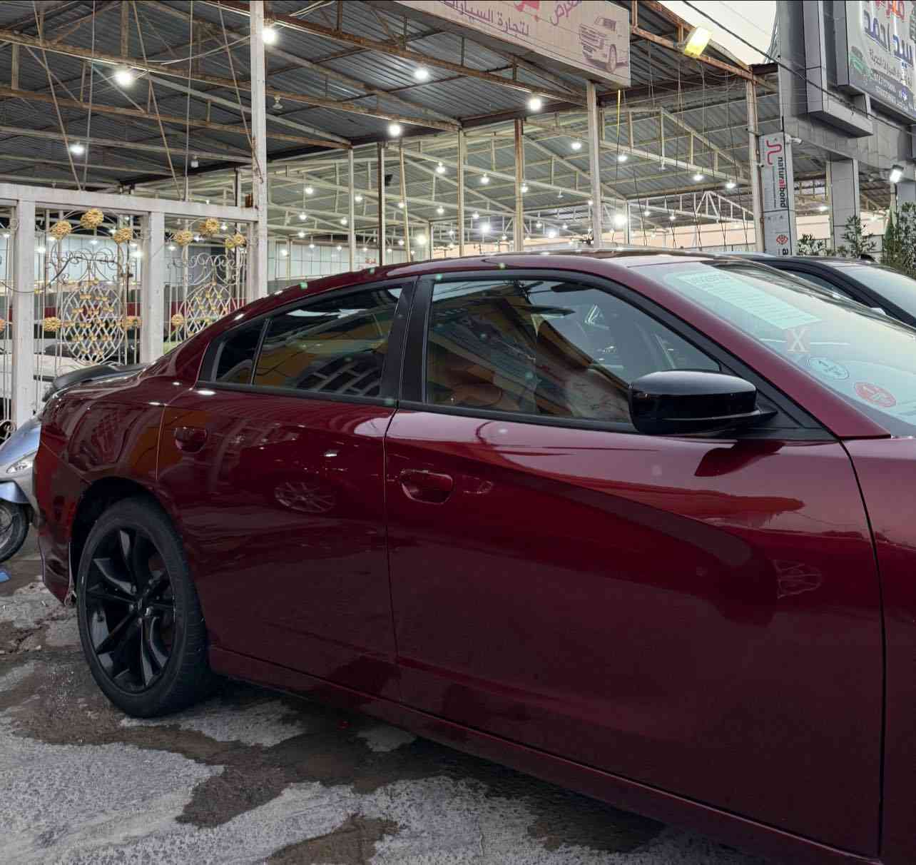 سلام عليكم جارجر 16/21 SXT 3.600V6سياره جاهزه مكينه كير كفاله داخل احمر تخم تايرات كدام جدد سياره جاهزه من كلشي نقصه فقط حداديه كدام  ضربته جاملغ مبدل وبنيد تحديث وجاملغ ثاني مصبوغ وباب كدام عبري مصبوغ عنوان ناصرية مركز 165 وبيه مجال ‭0788 734 1437‬
