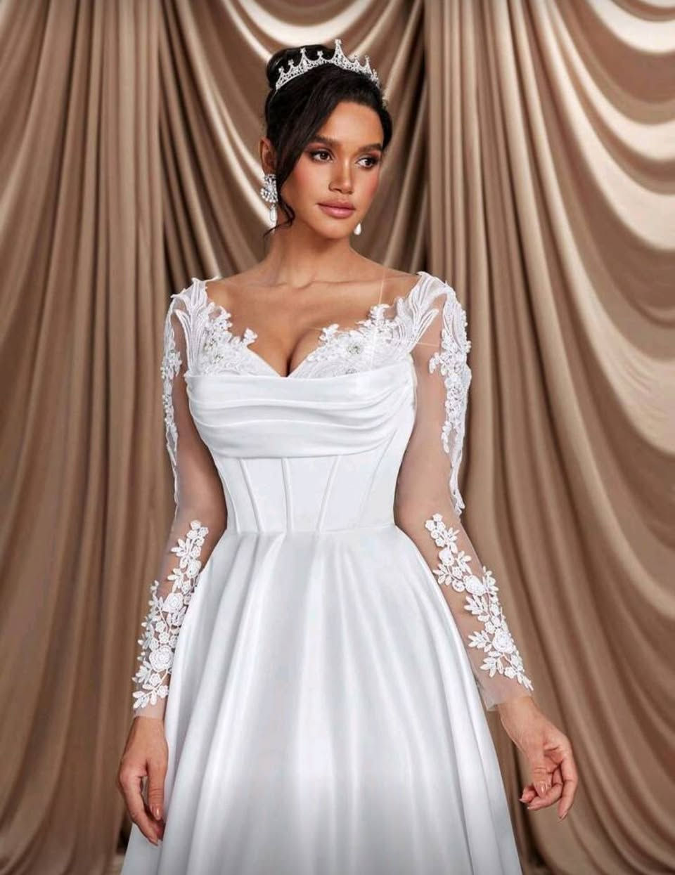 عروض وتخفيضات ناااااار 💰 ⬇️  🥰😍😍😍  يتوفر لدينا فستان زفاف للبيع وملحقاته (برقع صغير نازك + قفص تحت الفستان منفوش اسمه الكرينولين ينفش الفستان باللبس +حماله صدر بيضاء مناسبه للفستان)  👰🏻‍♀️ 
قياسه لارج، ،، يلبس وزن من 50 كيلو لحد 90 كيلو ،، يحتوي على مشد في الظهر ،،، ،،،، اكمامه طويله شفافه بلون البشره مع دانتيل على طول الاكمام ،، الفستان ملبوس مره واحده نظيف جداً جداً 
ب 50 الف دينار فقط يوجد توصيل لكل المحافظات


**إذا كنت صاحب هذا الإعلان وتريد حذفه لأي سبب، رجاءا أرسل رسالة إلى الدعم الفني**