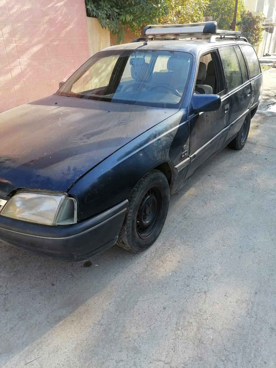 اوميجا 20 للبيع  مكينه  وكير شرط الوكاله والتحويل والسعر 25 وبيها مجال كاربون بنزين للاتصال على هذا الرقم***********كورك ***********
