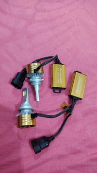 زنون عالي • مستخدم اسبوعين • لمبات سيارة