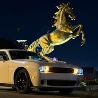 للبيع السلام عليكم سيارة چالنجر اخت الجديدة نضافة فووووووول موديل ٢٠١٨...