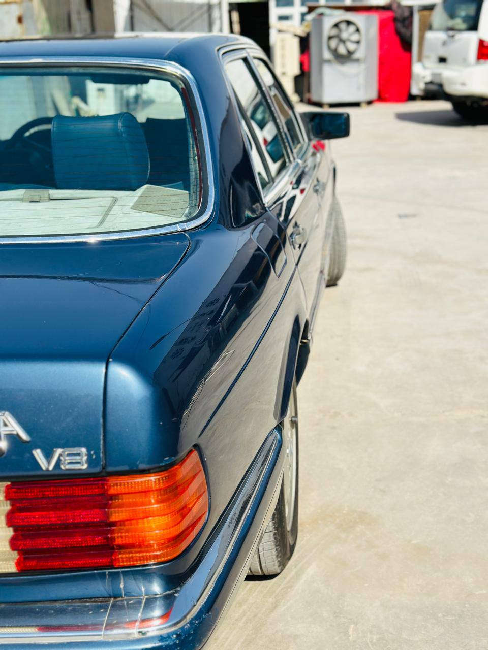 السلام عليكم مارسدس راسي 8 سلندر موديل 87 مكان السياره الحسينيه *********** كشنات كهرباء فته سقف السعر 65 و بيه مجال
