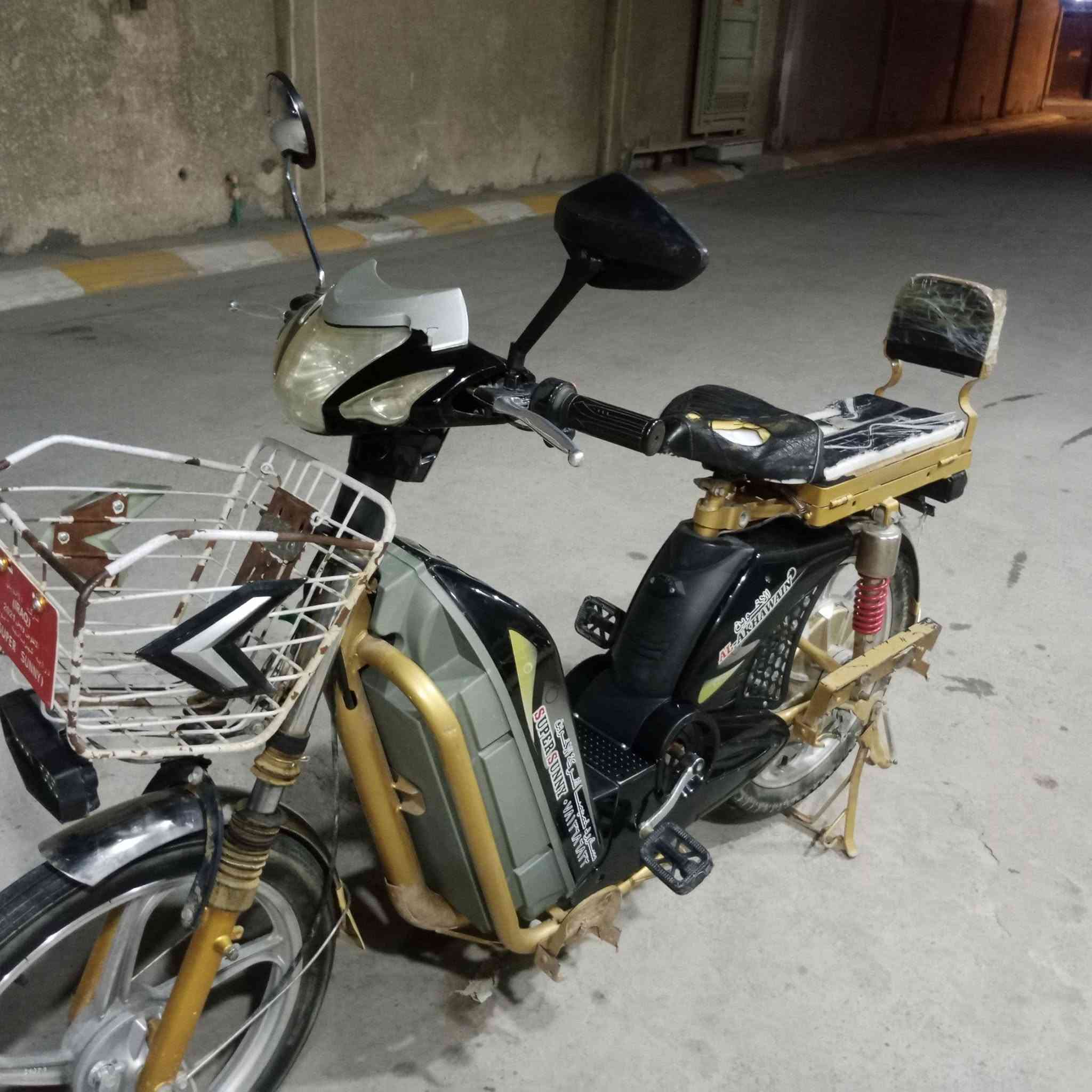 السلام عليكم
@بيع وشراء الدراجات الشحن
موطور شحن الاخوين للبيع مستخدم 1سنه ــ الموطور بي ضرر خفيف + بدون بطاريات 
السعر / 170 وبي مجال 
العنوان /الفلوجه ـ الرساله 
الهاتف/ ***********
