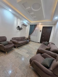 دار حديث للبيع 90 متر ضباط القاهرة المربع اللي مقابل المول شارع هادئ و...