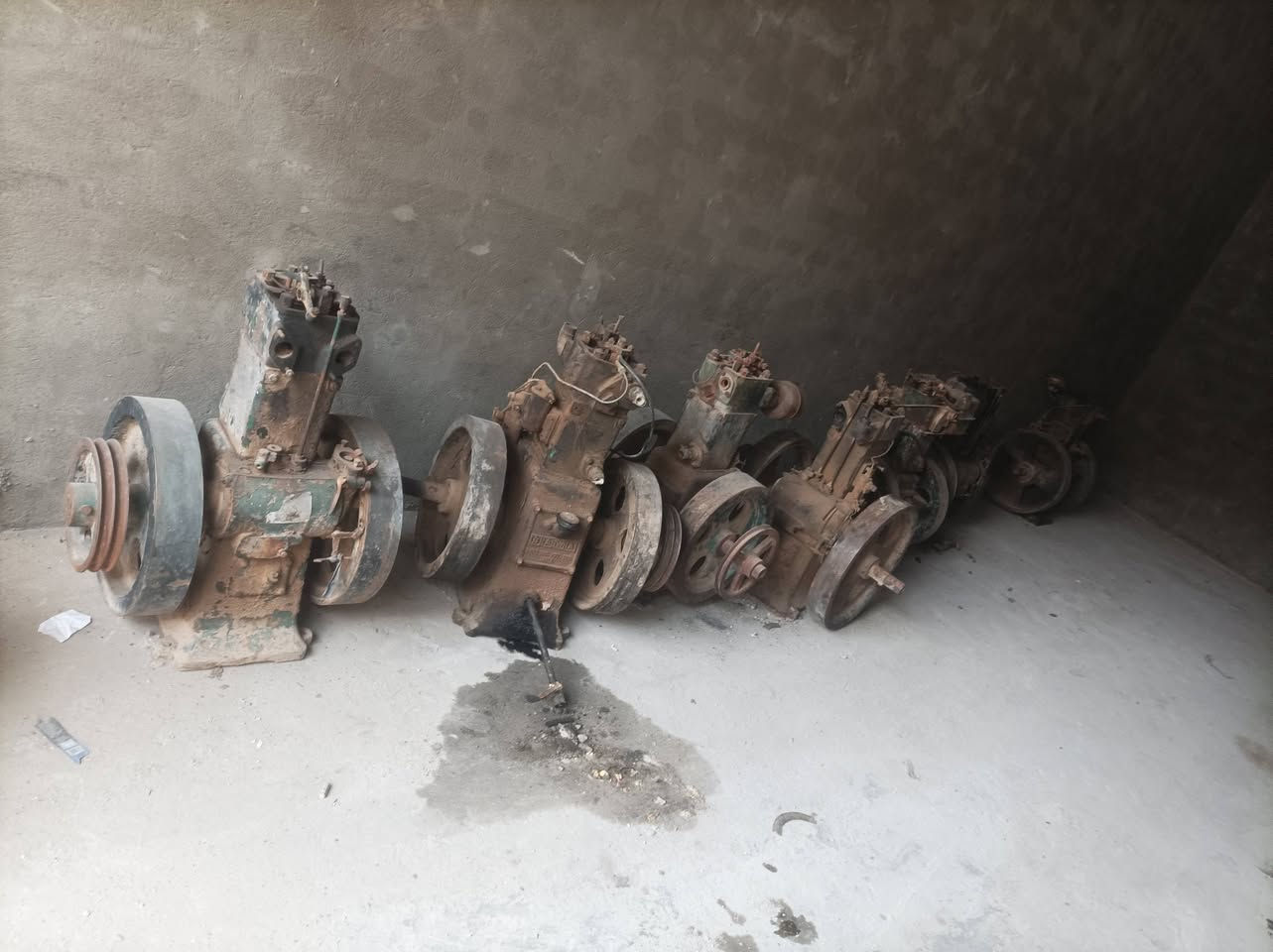 ماطورات لستر العدد15 أبيع شلع سعرالواحد 225 ألف بابل الحمزه الغربي للاستفسار ***********/***********
