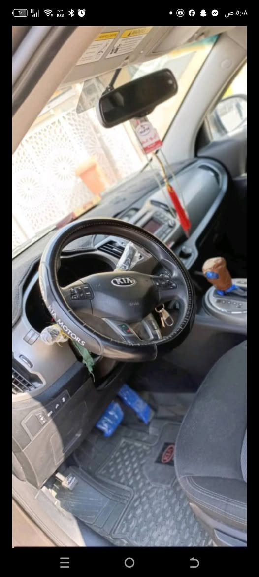 سبورتج مديل 14واد امريكي حادثها بنيد وبلعراق جاملغ السيارة جاهزة خير من اللة للبيع  او للمراوس حسب القناعة السعر خاص الاتصال بل رقم *********** مكان السيارة بغداد
