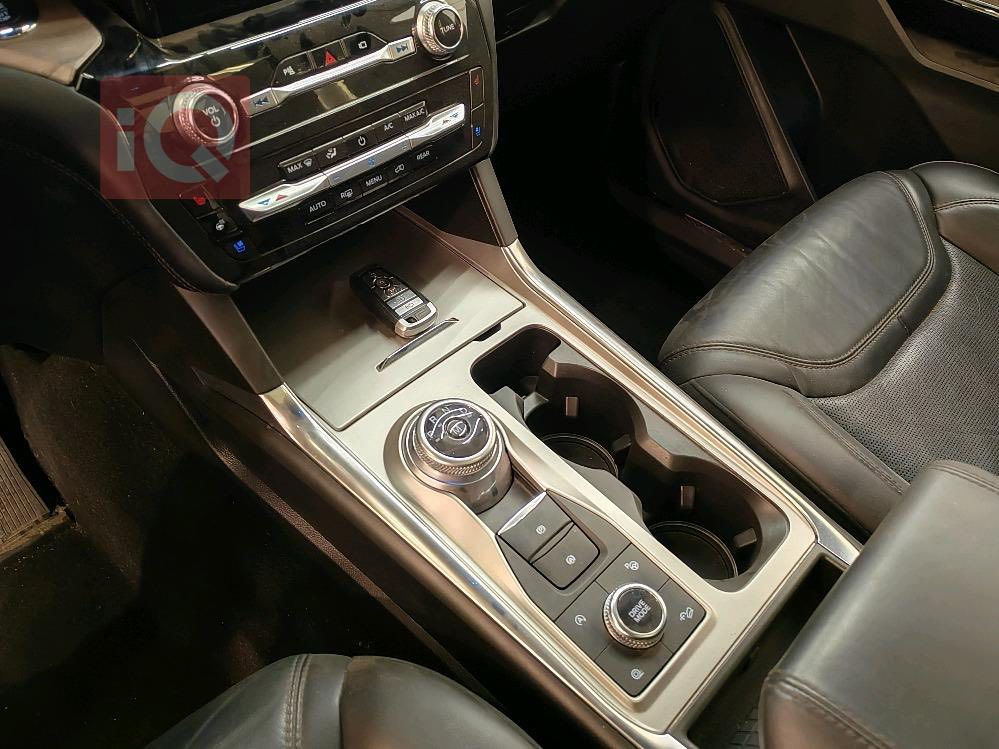 للبيع فقط 
فورد اكسبلورر بلاتينيوم 2021 سته سلندر  v6 3.0L 
وارد امريكي حادثها دعاميه خلفيه تبديل بدون صبغ
رقم اربيل باسمي

البلاتينيوم معروفه مواصفاتها اعلى فئه بالاكسبلورر 
المواصفات الخارجيه
خمسه كامره 
حساسات امامي وخلفي وجانبي 
رادار امامي وجانبي وخلفي 
تحديد مسار 
قياده شبه اليه
نزول منحدارات 
فور ويل
5 وضعيات قياده اقتصادي طبيعي سبورت ثلج طين 
اوتو ستوب 
اوتو بارك 
اوتو بريك 
اوتو هولد  
هاند بريك كهرباء 
ستيرن كهرباء 
لايت امامي كهربائي ماطور ويه الستيرن 
المري الجانبيه كهرباء 
اناره ترحيب بالمري وبالدوسه 
المواصفات الداخليه 
شاشه كبيره ابل كار بلي انرويد اوتو 
كشنات جلد 
كشنات تدفئه وتبريد ومساج 
كشنات السبعه راكب كهرباء 
بردات خلفيه 
كشنات اماميه خزن ميموري 
المري جانبيه والووسطه اوتو دم معتمه 
مواصفات كابله مابيها اي شي نقص 
مكفوله كير ومحرك وتبريد 
كشرها وداخلها جدا نضيف 
تخم تاير برجستون ياباني جديد 
سياره مال جنايه 
اخواني رجائا هذي السياره بلاتينيوم لحد يقارنها اباقي السيارات وجديده جدا وحادثها كلش بسيط 
مكان السياره بغداد 
للاستفسار ***********
