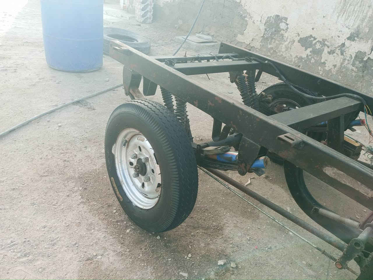 السلام عليكم ستوته للبيع موديل 20 اوراق من مجمع الكرار صدر جديد كهربائيات شغاله شاصي مقفول السعر 1,350 وبيها مجال ناصريه مركز ما بيها بدي ***********
