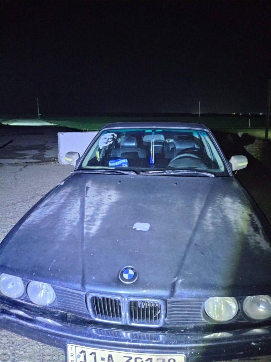 بي ام735موديل 91سياره نضيفه وجاهزه السعر 38وبيها مجال الهاتف***********
