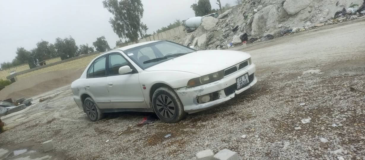 متسوبيشي كالنت 1997 رقم جديد هزه جديده سنويه 31تسقط مكينه وكير تضاف لكشر مبين بصور سياره حلوه نقصه صدر امامي خلفي تعبان عنواني بغداد الكاظمية لسعر 30ورقه ***********
