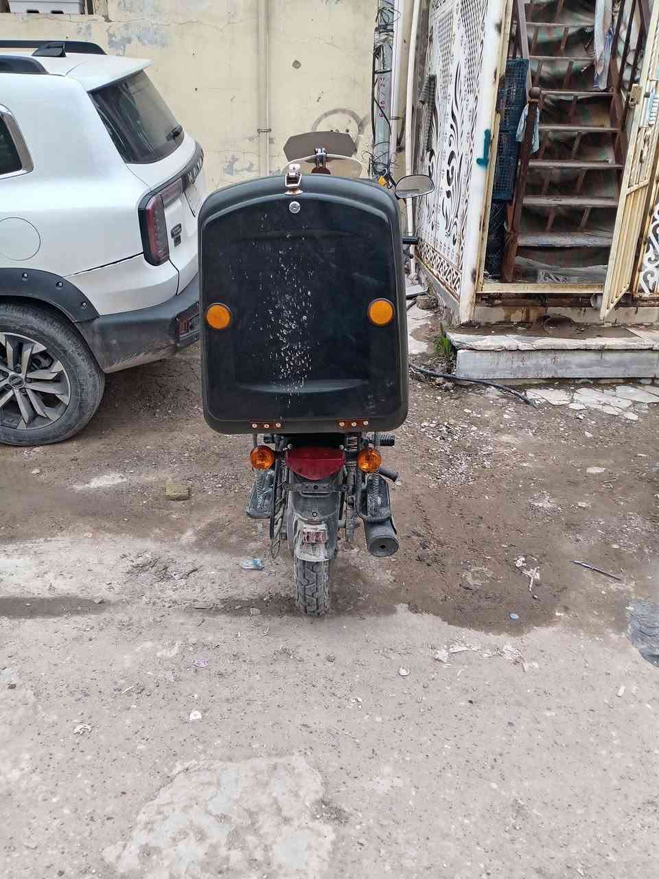 سلام عليكم مديل ٢٣رقم بغداد للبيع ***********دراجه عليه ادامه كامله منك لشارع
