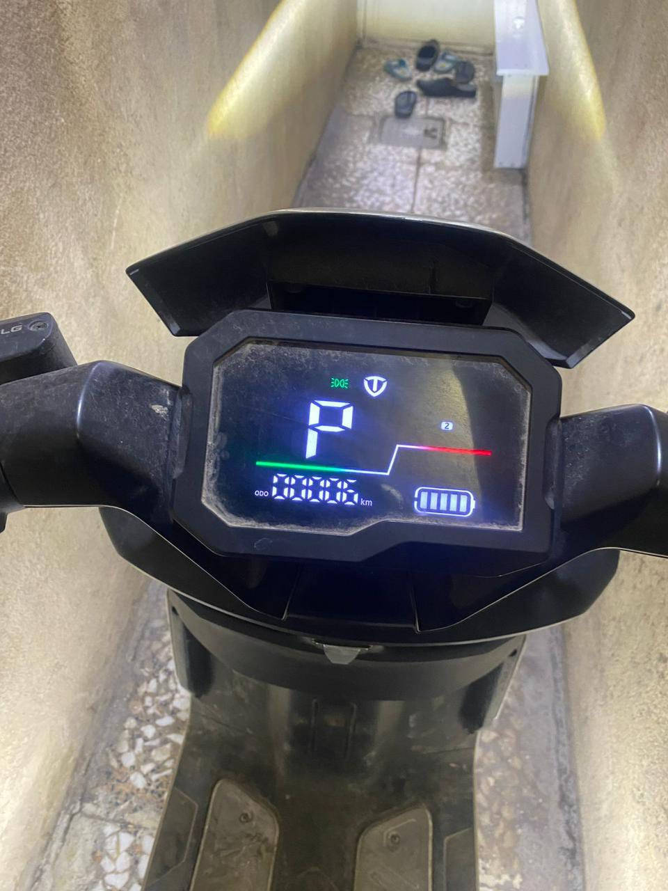 سلام عليكم دراجة شحن ريان سرعة 80فول موصفات بصمة لدات مثبت سرعة واير شحن بلوتوث ***********المكان حرية شارع صحة
