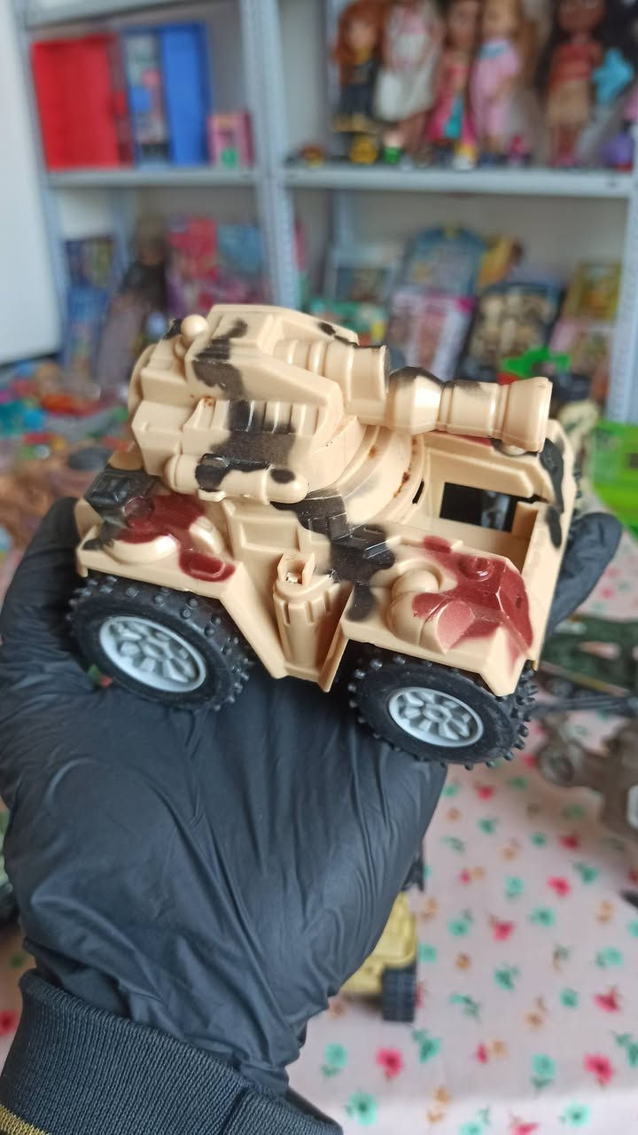 سيارات ومعدات عسكريه
.
- كلهم 14 ألف فقط ✅ 
.
- للتواصل واتساب ⬅️ ***********
