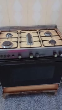 فرن مطبخ • للبيع