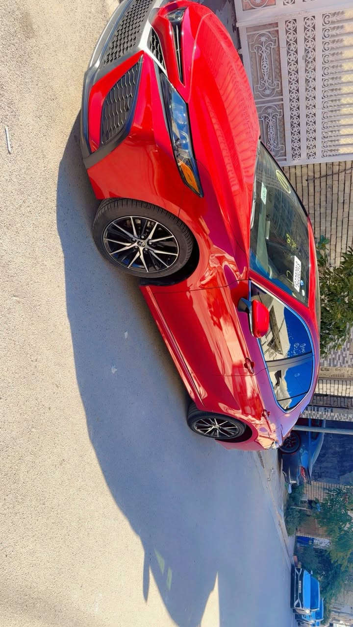 السلام عليكم ورحمة الله كامري م ٢٠٢٤ بانزين. حادث جاملغ امامي فقط بدون شواصي. ولغود   حته دعاميه بلاديه نفسه. صبغ جاملغ فقط سياره ماشيه ٢٧ بغداد  مميز رقمه. شهداء بسمي. سياره فول sa.  مكان سياره بغداد سيديه. سعر ٢٢٠ )***********
