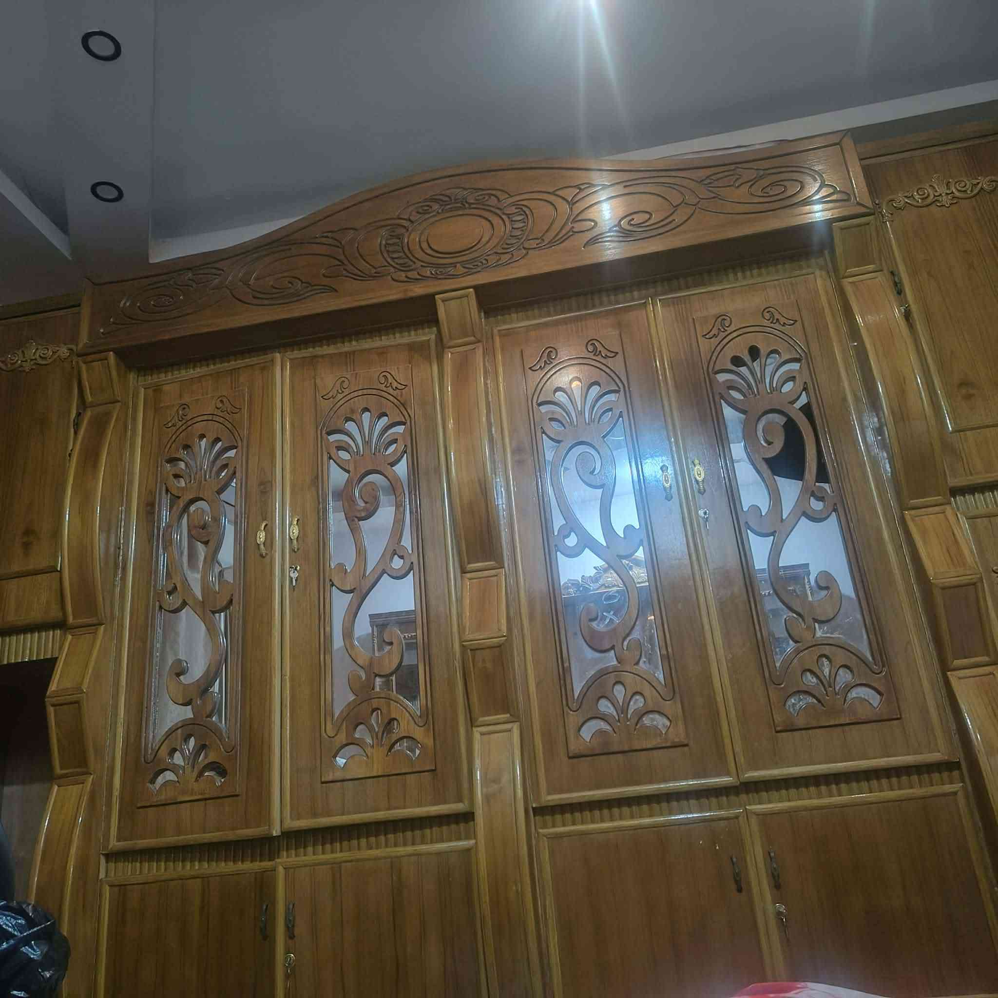 غرفه نجارة عراقي للبيع عنوان كربلاء جديدة فقط الضرر مالتها جامه الكنتور بيها كسر والباقي نظيف وجديد تجي اشوفها بعينك


**إذا كنت صاحب هذا الإعلان وتريد حذفه لأي سبب، رجاءا أرسل رسالة إلى الدعم الفني**