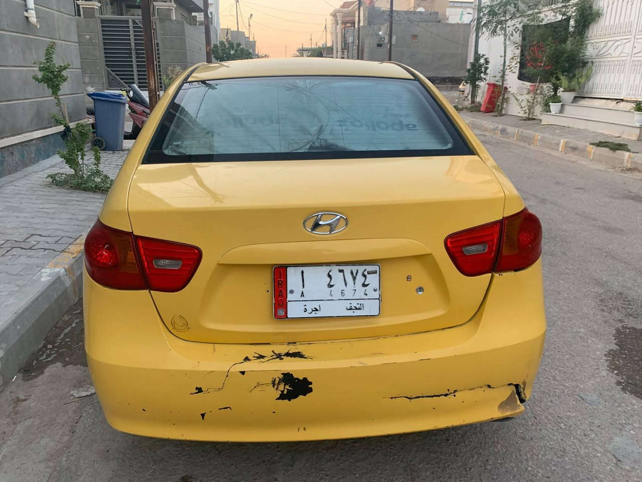 السلام عليكم  للبيع النترا موديل 2008 خليجي محرك 1600 
سياره ربع جاملغ الامامي جهه سايق وباب الخلفي راجع على بارد مامصلحه مبين بلصوره . 
حداديه جديده ، محرك وكير كفاله . سياره بسمي رقم نجف هيئه وغرامات ماعليهه مداور شوكت مايعجبك اجيك اداور مكانهه الديوانيه سعر 88 وبيهه مجال حك الجيه رقم ***********
