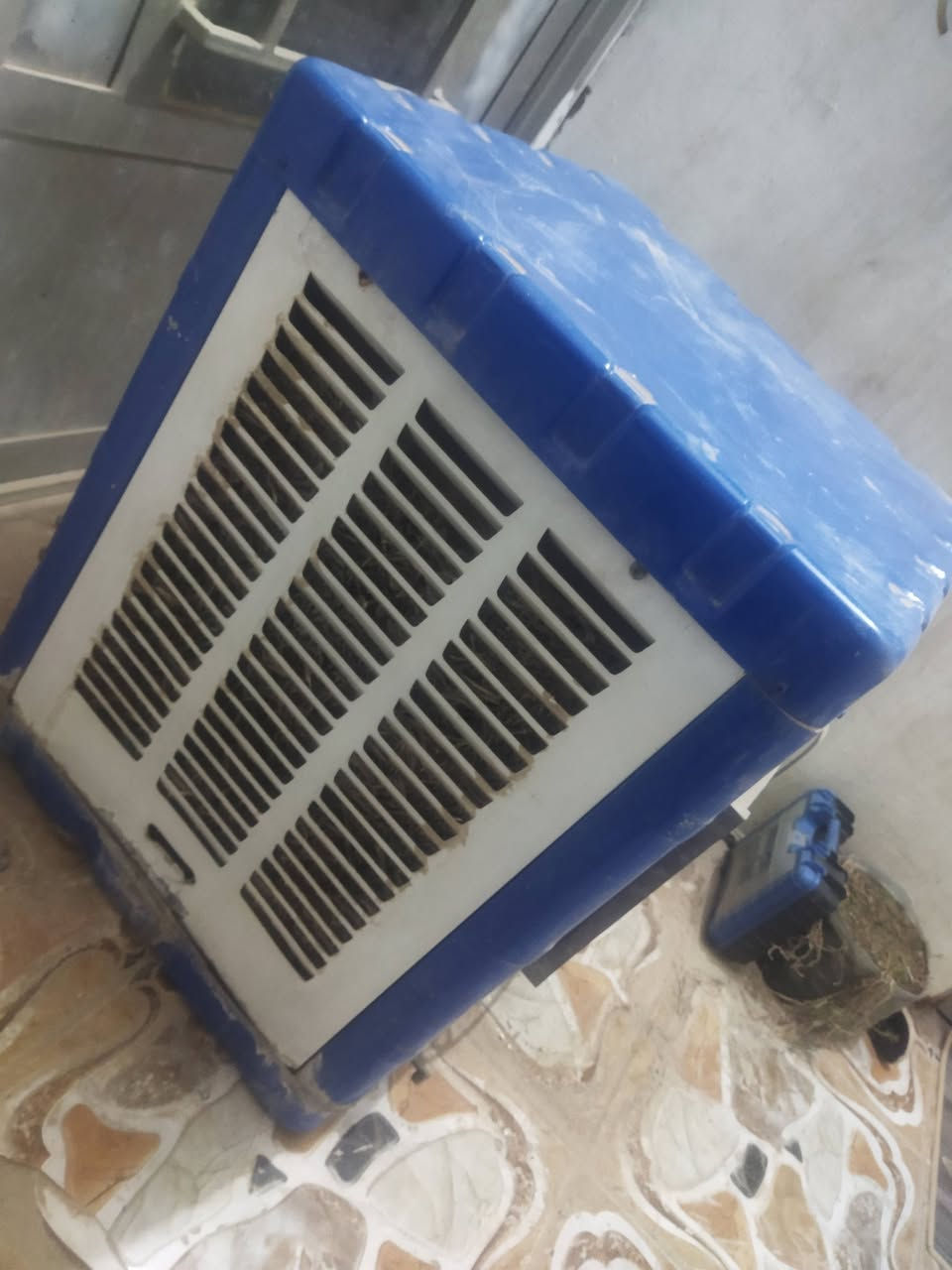 مبرده حجم (واحد ونص)
سرعتين نضيفه حيل مابيها لا زنجار ولا خياس

45 واصله للبيت


**إذا كنت صاحب هذا الإعلان وتريد حذفه لأي سبب، رجاءا أرسل رسالة إلى الدعم الفني**