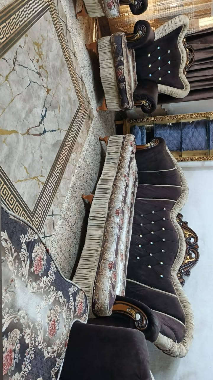 ملكي تركي 10 مقعد💺 اخو جديد أي ضرر مابي نضافه فووول ثكيل خشب بلوك كلش ثكيل سعر ,370, بي مجال مكان لبياع *********** يوجد واتساب
