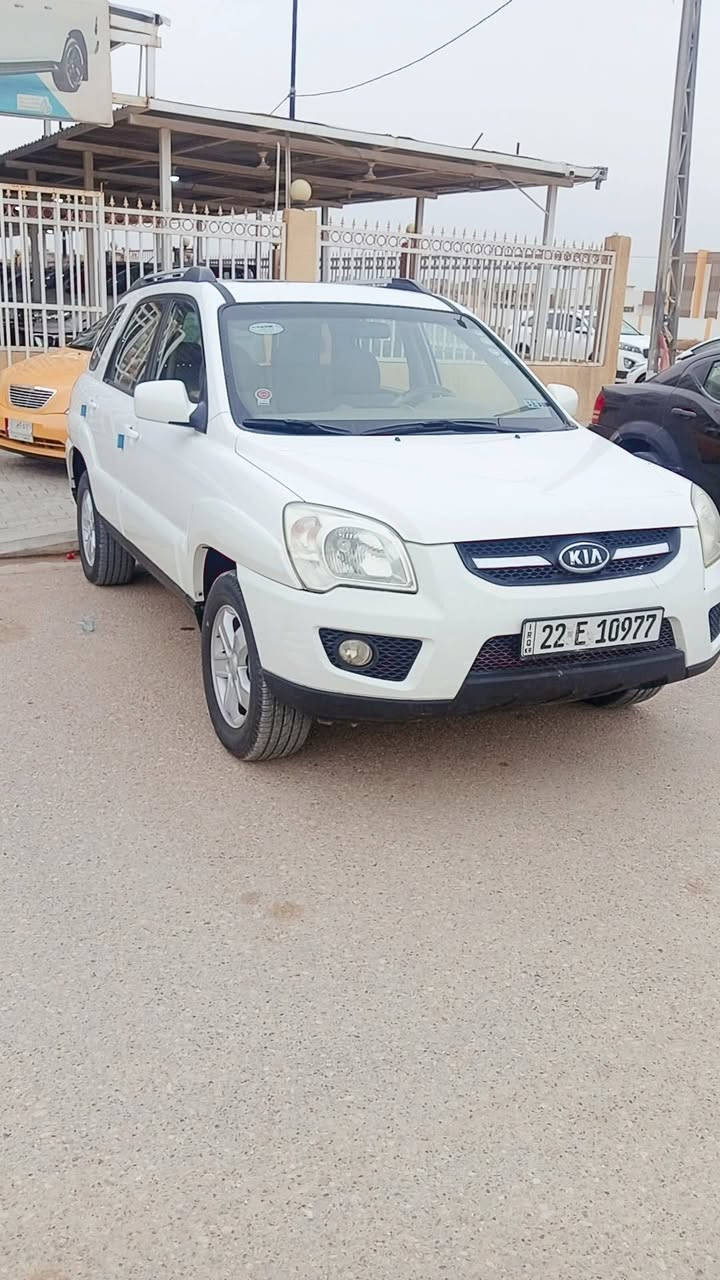 السلام عليكم كيا سبورتج خليجي موديل ٢٠٠٩ السياره كفاله عل سونار مرفق بالمنشور فول مواصفات محرك كير تبريد تخم تاير جاهزه للأخير سنويه ٢٠٣٠ السعر ١٢٧ وبيه مجال للبيع أو مراوس ***********
