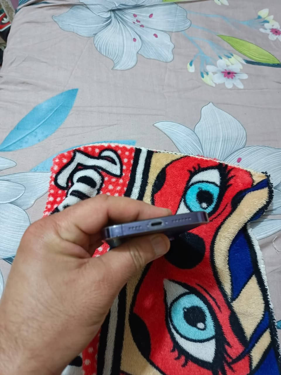 14 برو ماكس نضافه 90 بلميه بطاريه 91 ذاكره 256 عربي شرق اوسط كامل ملحقات سعره 900 شراي تفضل خاص


**إذا كنت صاحب هذا الإعلان وتريد حذفه لأي سبب، رجاءا أرسل رسالة إلى الدعم الفني**