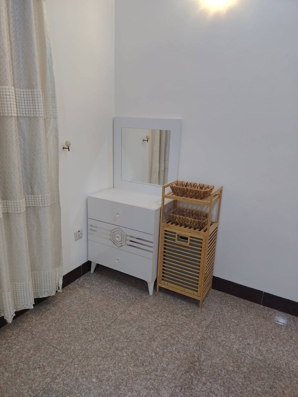 غرفه مستعمله لبيع نضيفه جدا
6 قطع السعر ٢٥٠ الف
متوفر واتساب فقط***********
