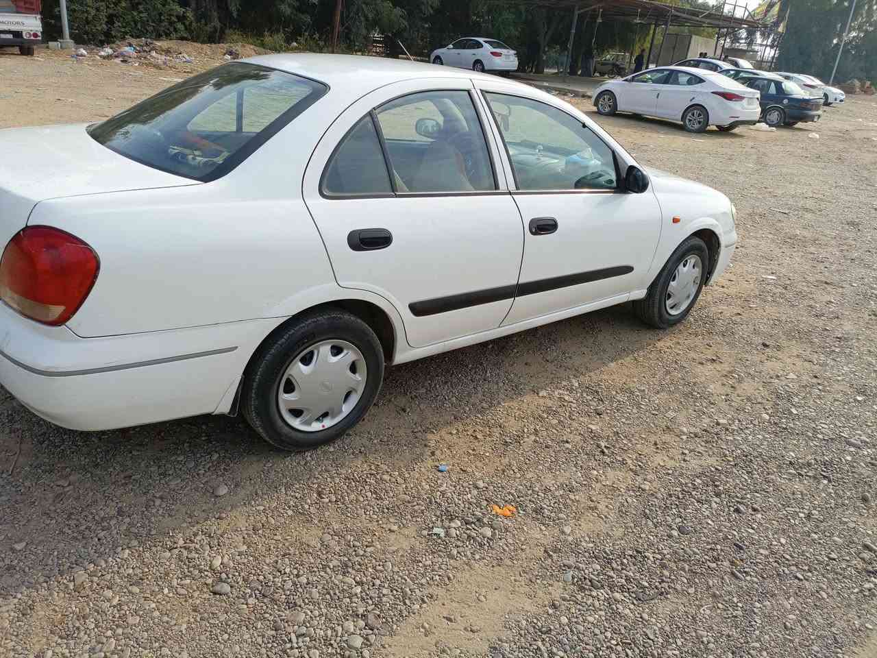 للبيع..
نيسان سني ياباني 2004
رقم بغداد بأسم اخويه
محرك و گير شرط
محرك اسود
تبريد ثلج
تخم تاير جديد
مشط ستيرن جديد 
بدون ضربة قوية او دواخل
السيارة بيها القمارة مرشوشة جمالية لأن چان عليها لاصق(فابلون) من شايلنه مشلع الصبغ وراشينها وكلشي مبين وتجي تشوف بعينك
بيها صبغ راس الچاملغ وزاوية البنيد الصفحة اليمنه
وبيها شويه صبغ يم البگ لايت اليسار
كلشي بيها وضحته
رايدها ب 83 وبيها شويه مجال
صلاح الدين قضاء بلد ناحية يثرب 
***********
اخوان الشراي يتصل ويدلل
مايعجبك المنشور اترك كلمة طيبة واعبر المنشور وحياك الله 
والسوگ كلشي بي
